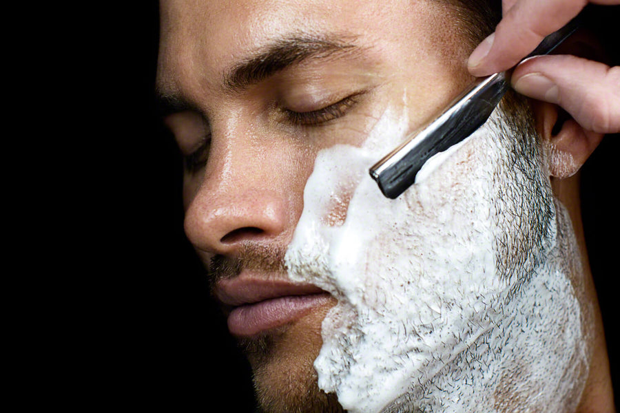 The Renaissance of Straight Razors: Technology's Impact on Traditional Grooming